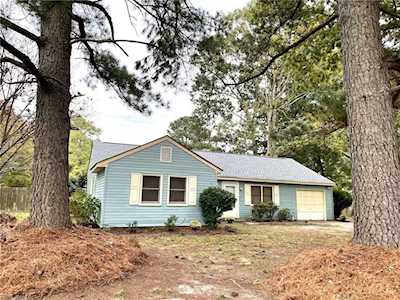 3717 Red Barn Rd Portsmouth, VA 23703