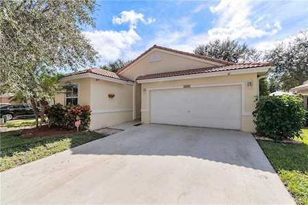5462 NW 49th Court Coconut Creek, FL 33073