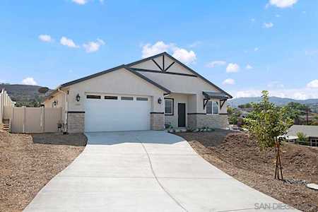 12305 Single Oak Court Lakeside, CA 92040