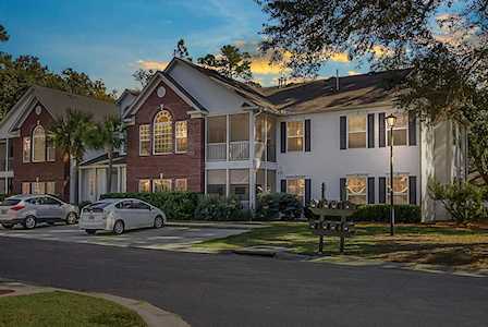 124 Golf View Ln Summerville, SC 29485