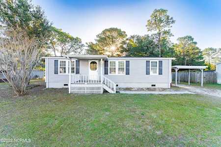 1842 Mission Hills Drive Wilmington, NC 28405