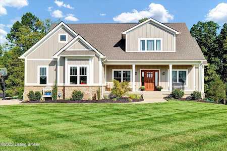 1003 Glory View Dr Crestwood, KY 40014