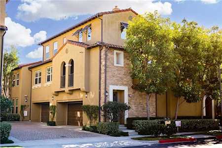 227 Lonetree Irvine, CA 92603