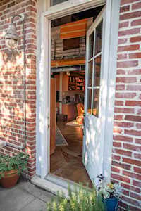 497 N Front St Memphis, TN 38105