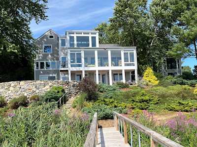 306C Dover Point Rd Dover, NH 03820