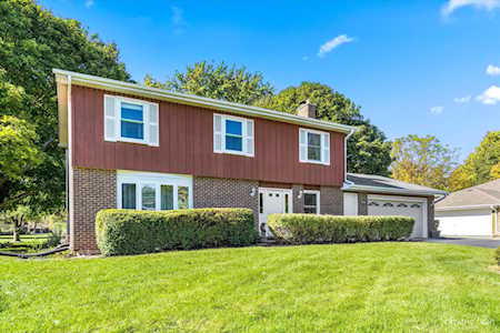 11S546 Whittington Ln Naperville, IL 60564