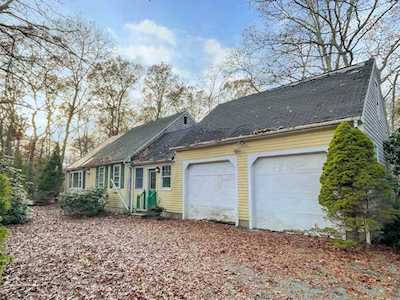 97 Quaker Meeting House Rd Sandwich, MA 02537