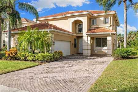 1650 Birdie Dr Naples, FL 34120