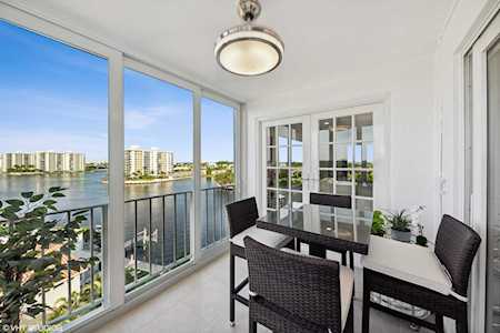 555 SE 6th Avenue #7g Delray Beach, FL 33483