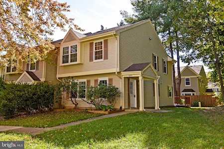 4905 Backwater Ct Dumfries, VA 22025