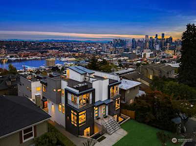 1520 Bigelow Ave N Seattle, WA 98109