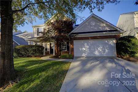 9120 Rowe Ct Charlotte, NC 28278