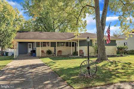 304 Lily Ln Cherry Hill, NJ 08003