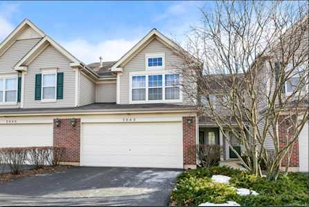 3042 Crystal Rock Rd Naperville, IL 60564
