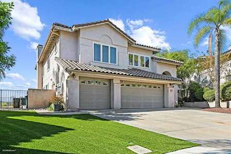 808 Calle Talentia Escondido, CA 92025