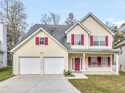 2345 Lake Royale Drive Riverdale, GA 30296