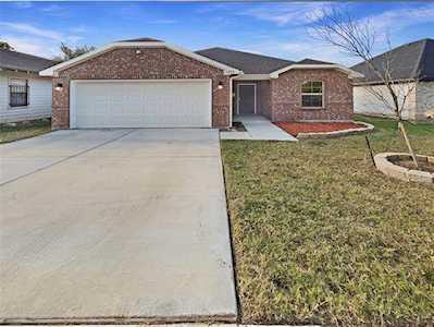 1016 Elmwood Avenue Fort Worth, TX 76104