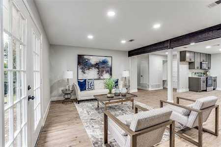 1518 Cecil Drive Carrollton, TX 75006