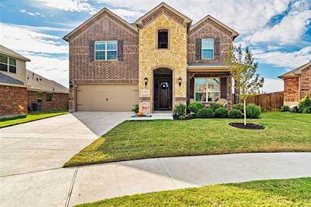 2432 MAPLE STREAM Drive Fort Worth, TX 76177