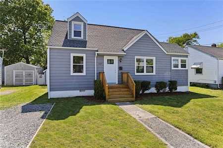 427 Worster Ave Hampton, VA 23669