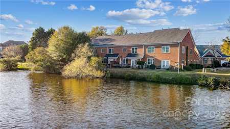 613 Crosswater Ln Fort Mill, SC 29708