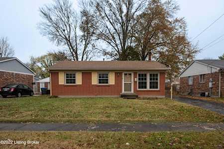 8113 Sprint Ct Louisville, KY 40291