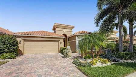 8899 Via Prestigio W Wellington, FL 33411