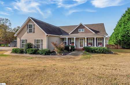 2 Saddle Creek Ct Greer, SC 29651