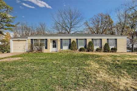 13001 Cannes Dr St Louis, MO 63141
