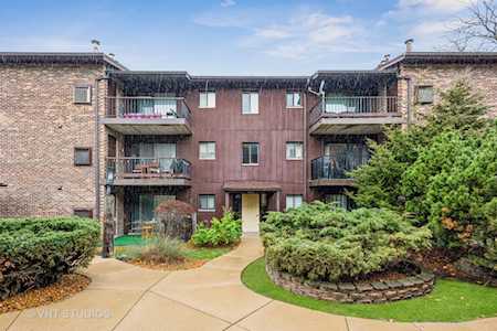 63 W 64th St #204 Westmont, IL 60559
