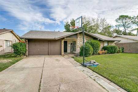 117 Edgewood Drive Lewisville, TX 75067