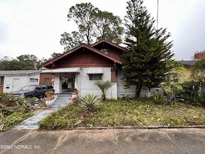 2653 Myra ST Jacksonville, FL 32204
