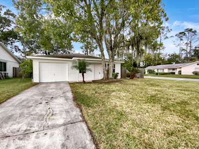1122 North ST Green Cove Springs, FL 32043