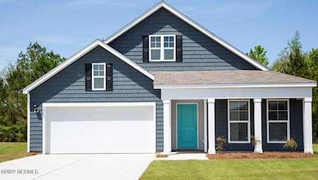 2319 Harbor Lights Court Bolivia, NC 28422