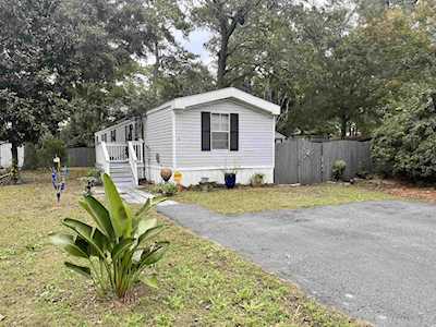 4 Offshore Dr. Murrells Inlet, SC 29576
