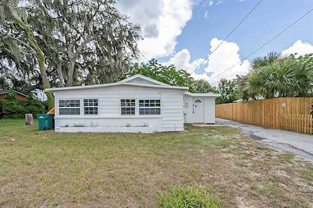 1316 Sherman Ave Tavares, FL 32778