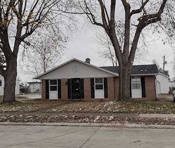 709 Springbrook Road Fort Wayne, IN 46825