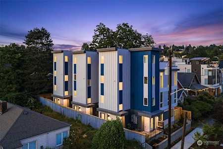 832 D NW 54th St #D Seattle, WA 98107