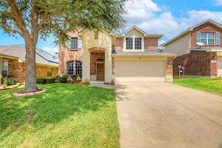 1729 Nighthawk Drive Little Elm, TX 75068