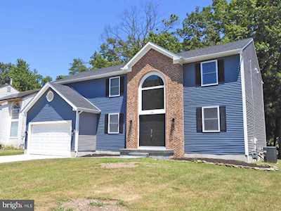 171 Breckenridge Dr Sicklerville, NJ 08081