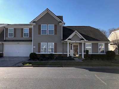 809 Nicholson Ct Chesapeake, VA 23320
