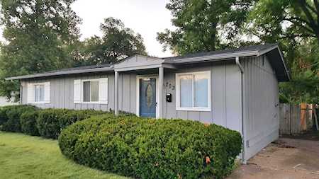 703 Ferguson Ave St Louis, MO 63135