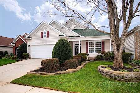 406 Garnet Ct Fort Mill, SC 29708