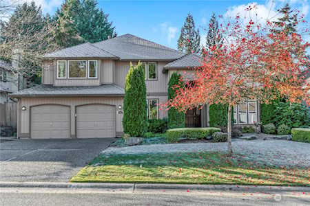26033 SE 38th St Sammamish, WA 98029
