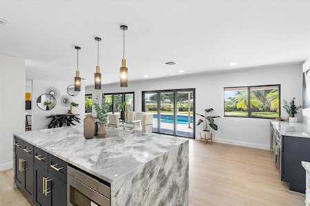 356 S Country Club Drive Atlantis, FL 33462