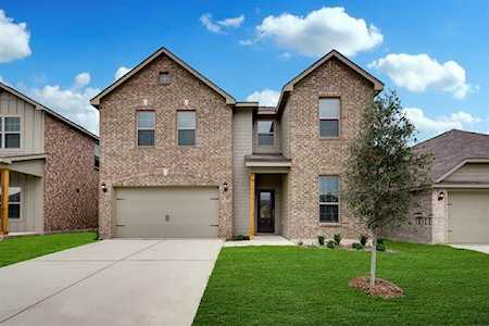 320 Lone Wolf Trail Fort Worth, TX 76120