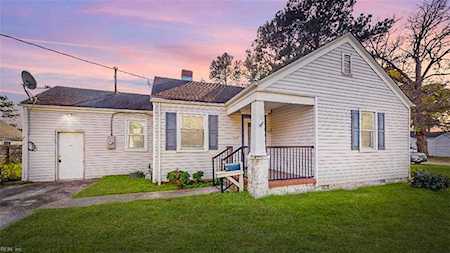 1204 Portlock Rd Chesapeake, VA 23324