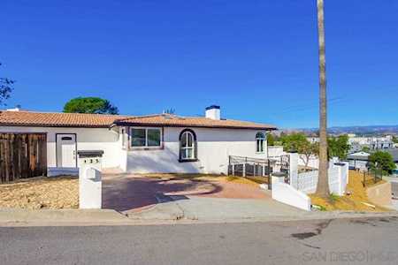 135 S Tulip St Escondido, CA 92025