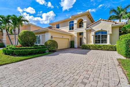 1108 Grand Cay Drive Palm Beach Gardens, FL 33418
