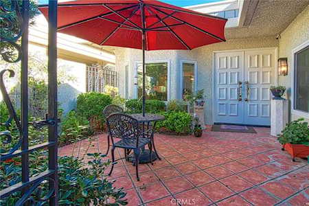 5579 Luz Del Sol #A Laguna Woods, CA 92637